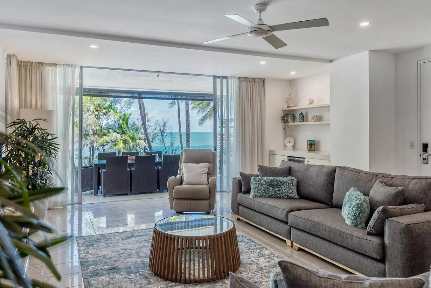 Bougainvillea - Beachside Luxury At The Drift パーム・コーブ